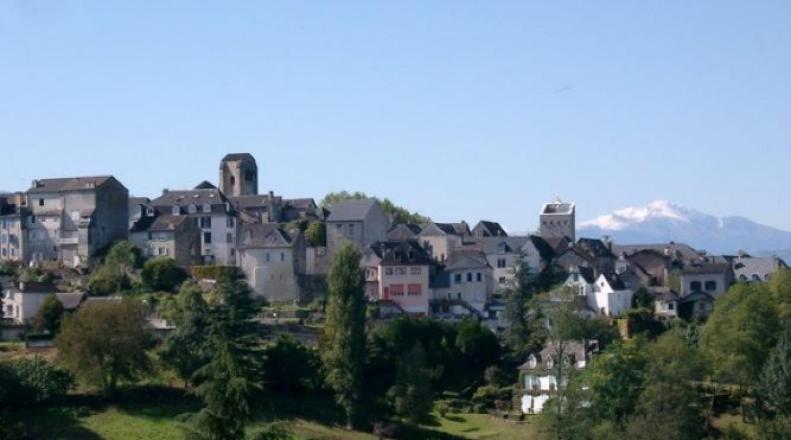 Apartamento Le Saint Pierre Quartier Historique D'Oloron Sainte Marie Exterior foto